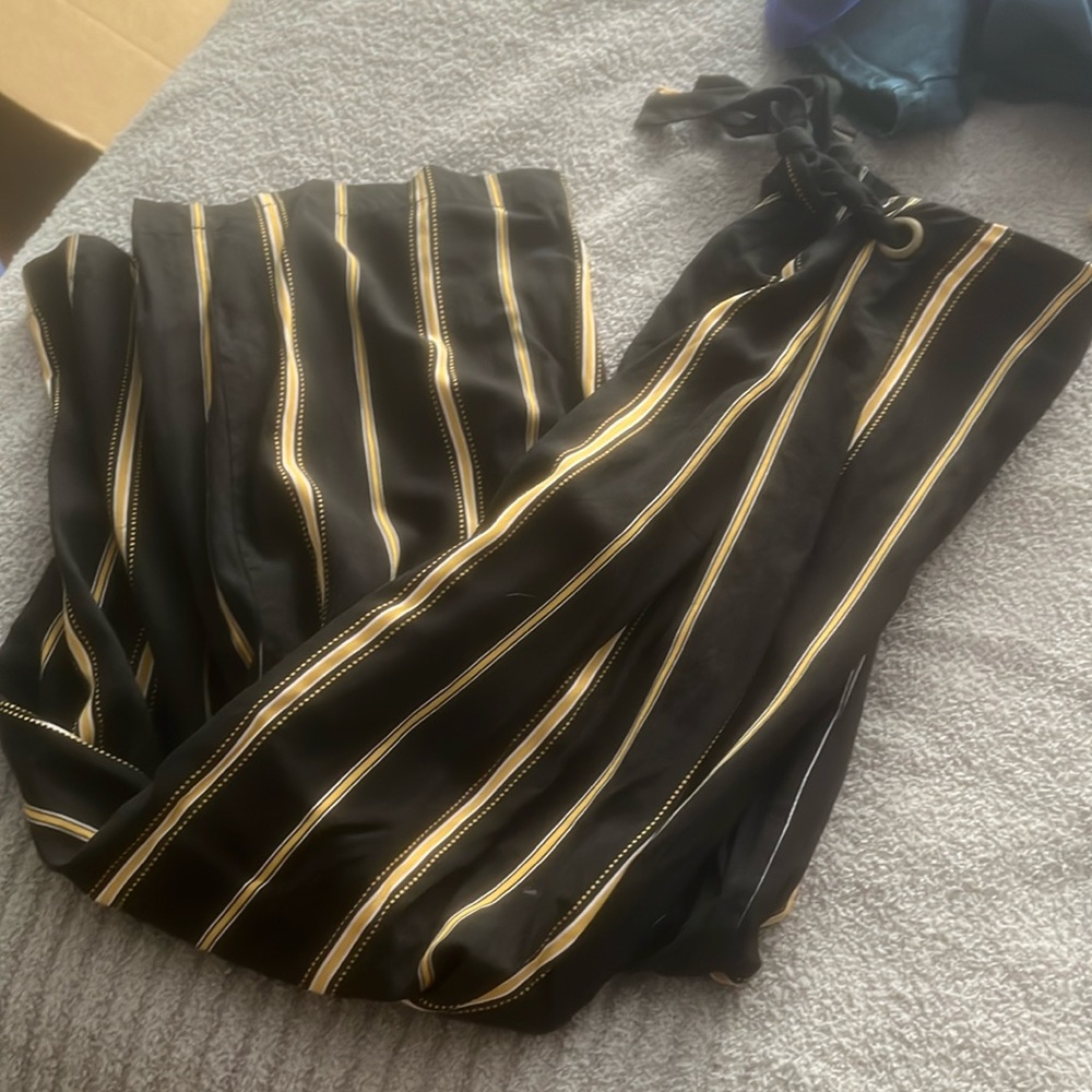 Black and yellow striped wide leg capri pants